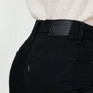 Levi's MILE HIGH SUPER SKINNY JEANS